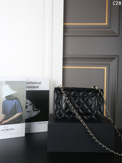 25 new mini woven hand chain bag