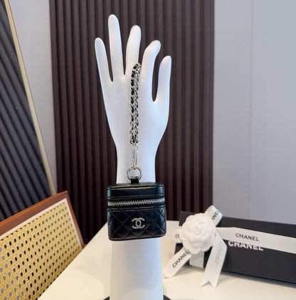 Mini crossbody earphone bag