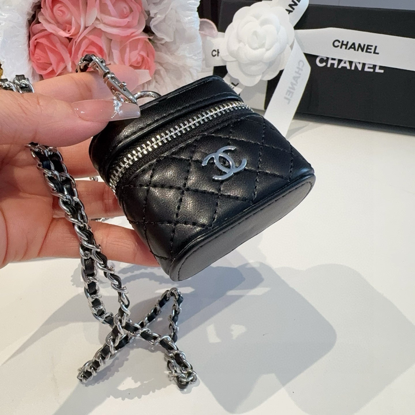Mini crossbody earphone bag