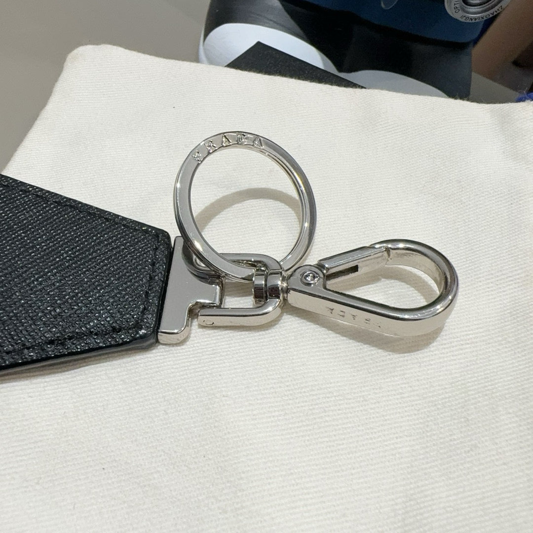 Key leather keychain