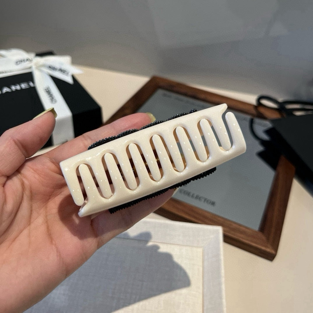 Diamond logo hair clip