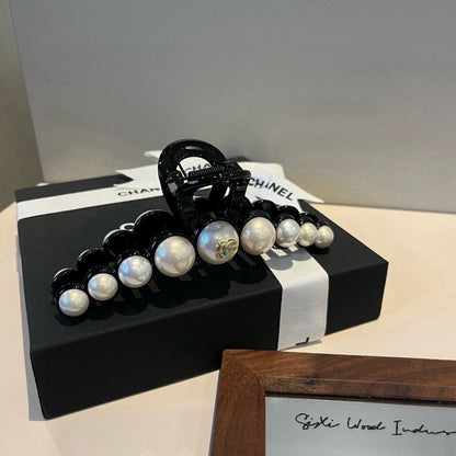 Pearl decorative hair clip