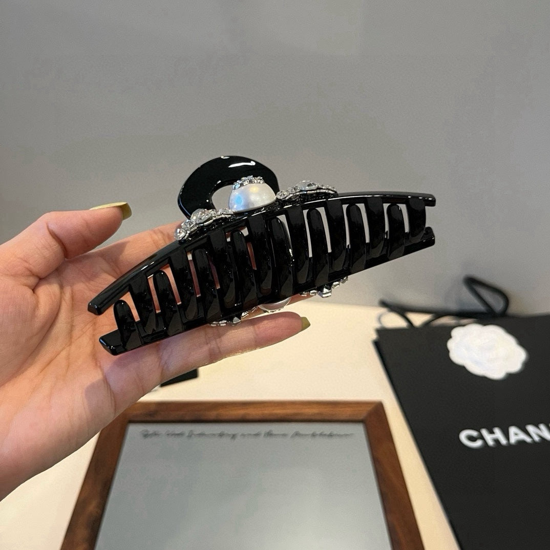 New pearl decorative hair clip