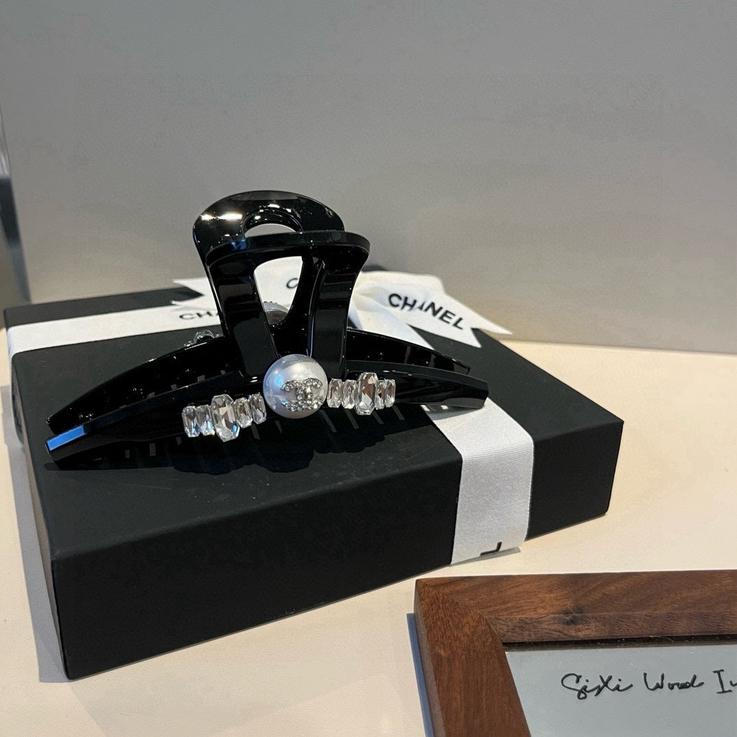 New pearl decorative hair clip