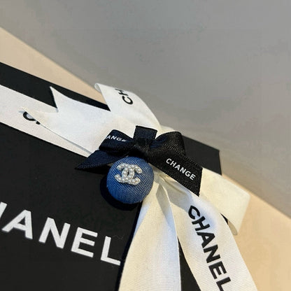 New bow tie hair clip