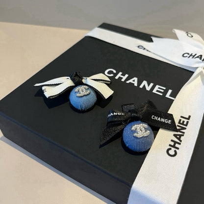 New bow tie hair clip