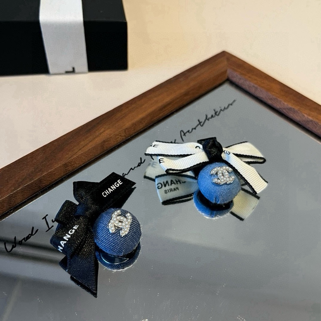 New bow tie hair clip