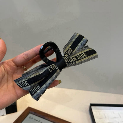 Knot decoration hair clip