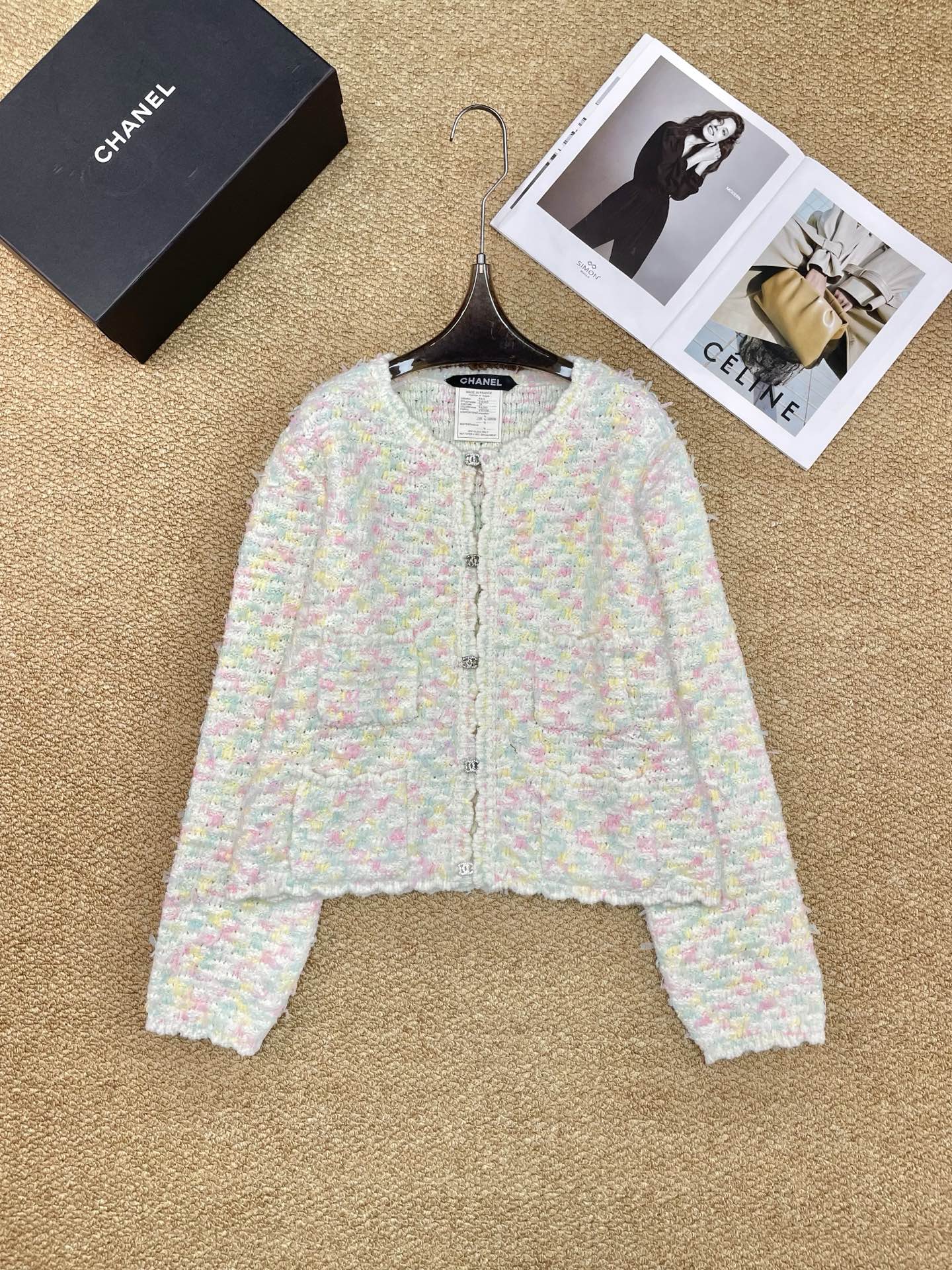 New knitted cashmere cardigan