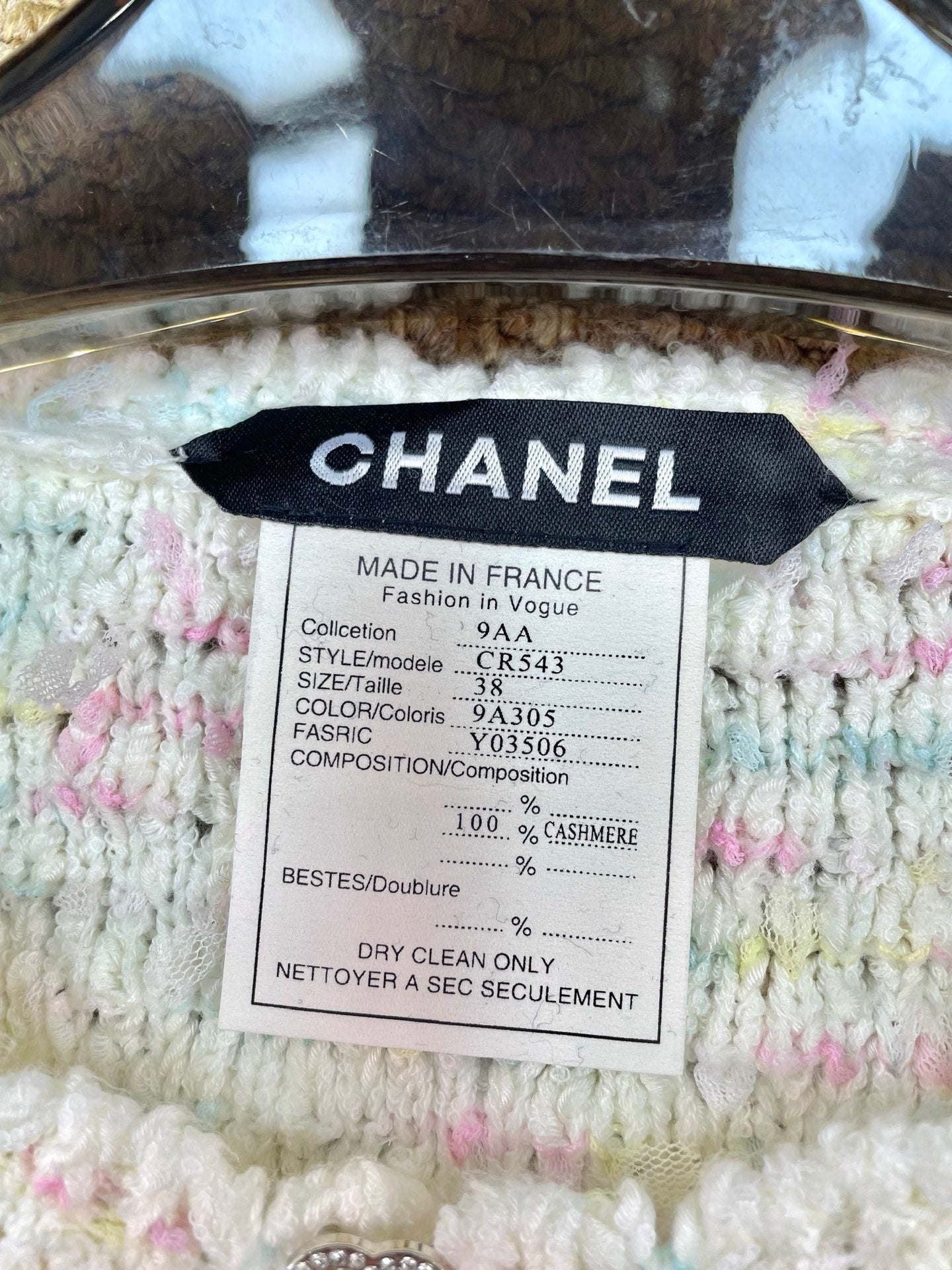 New knitted cashmere cardigan