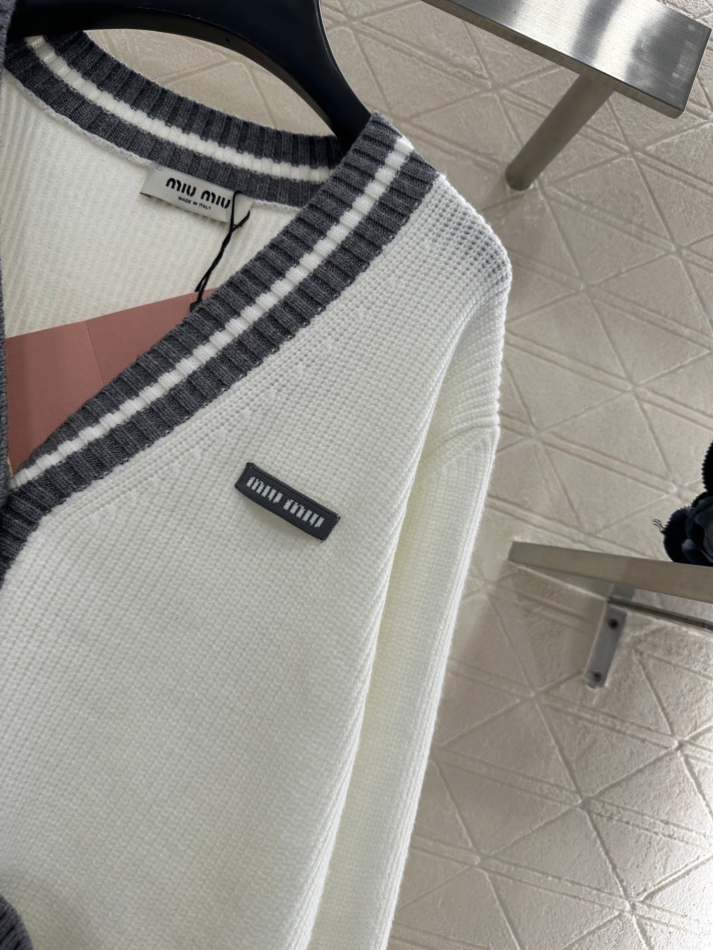 Loose knitted wool cardigan