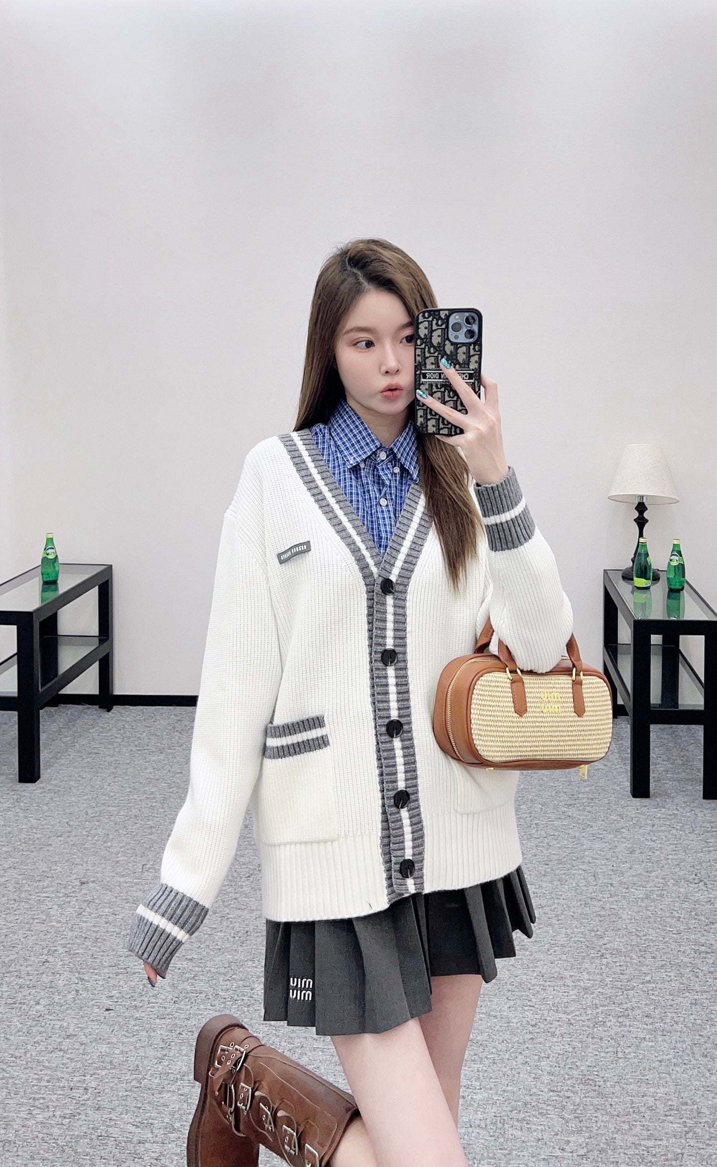 Loose knitted wool cardigan