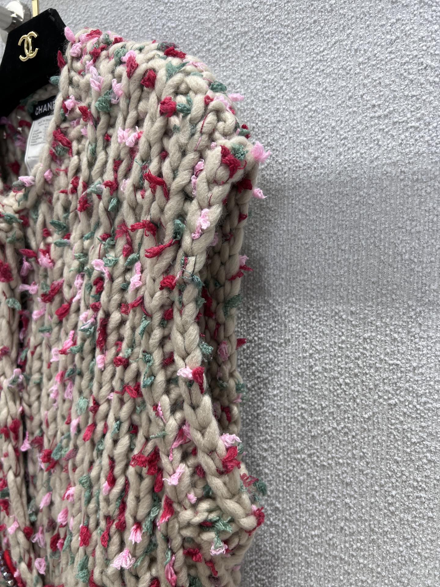 Vintage chunky needle three-button vest