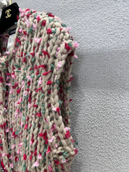 Vintage chunky needle three-button vest