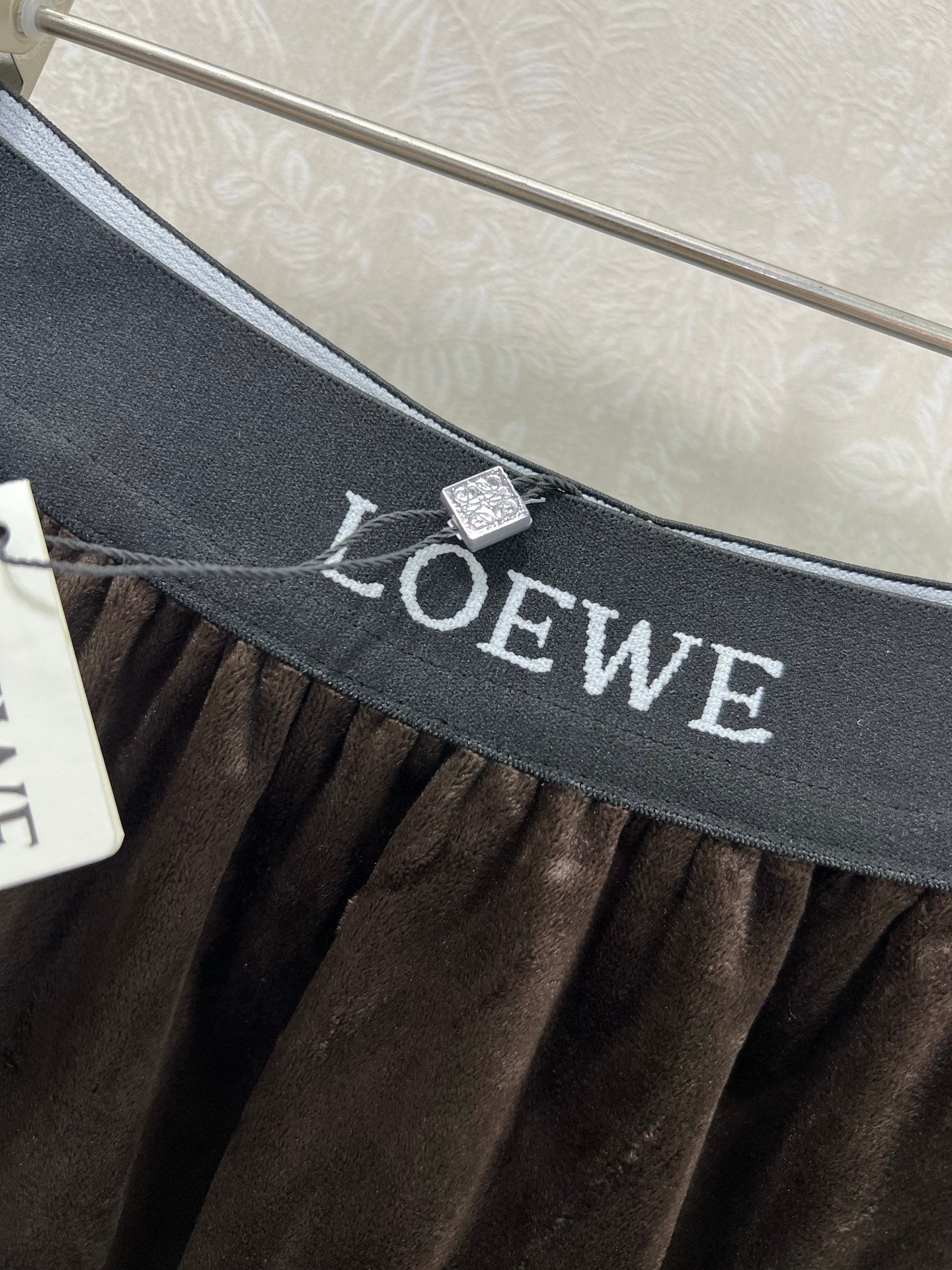 25fw new pleated velvet skirt