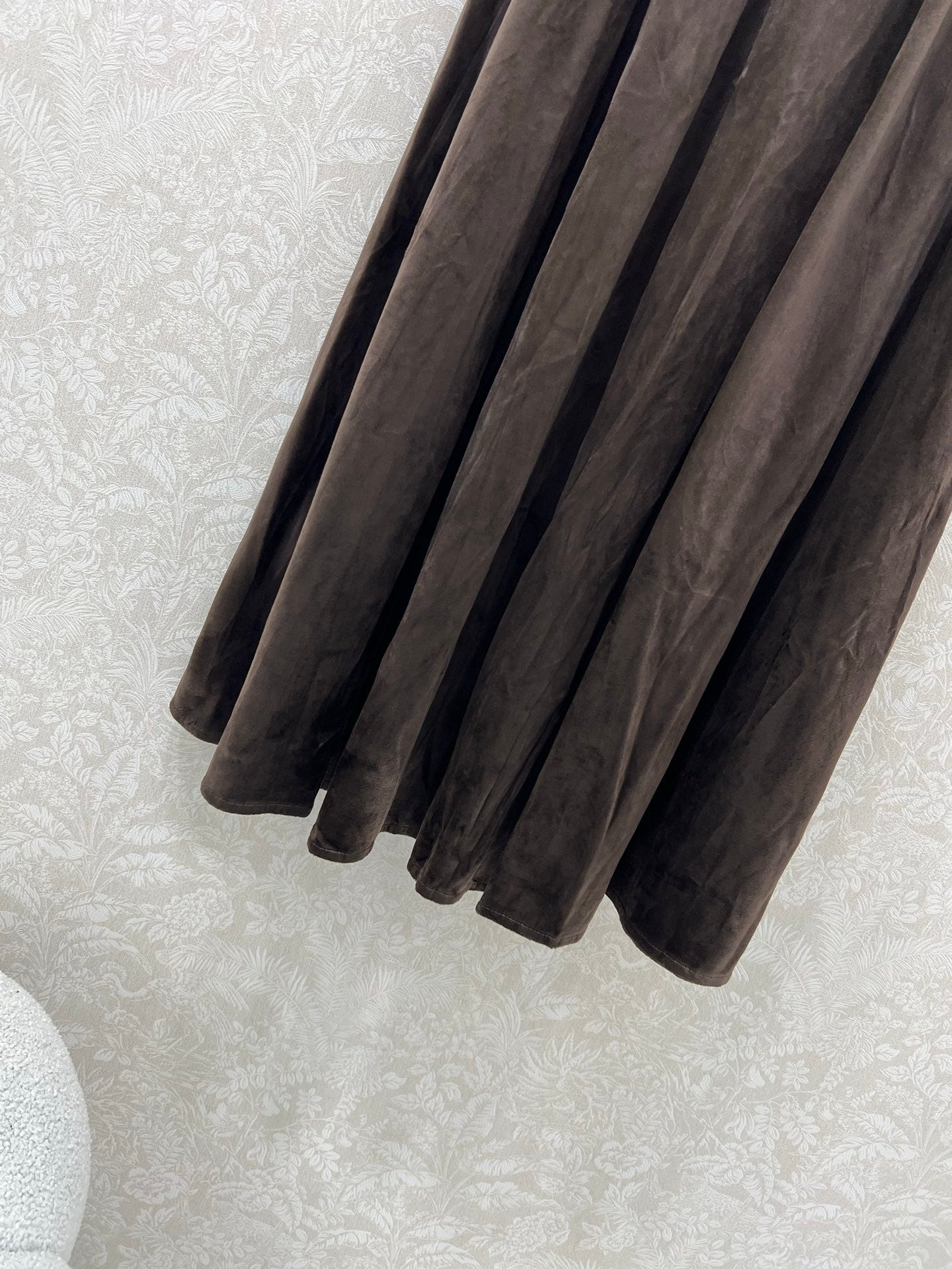 25fw new pleated velvet skirt