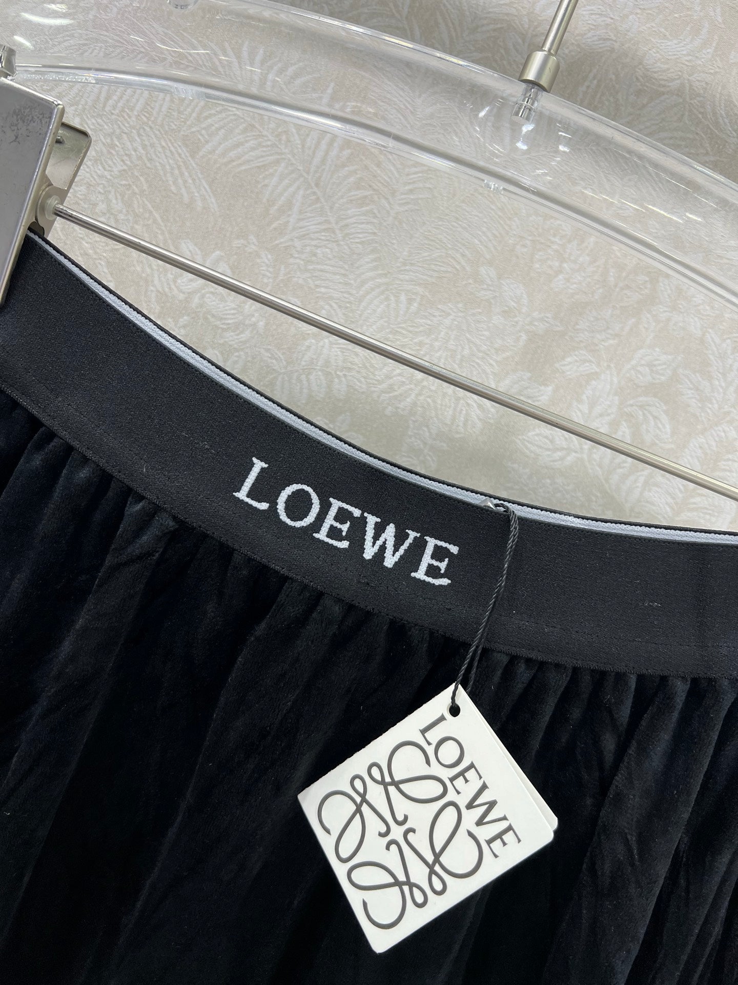 25fw new pleated velvet skirt