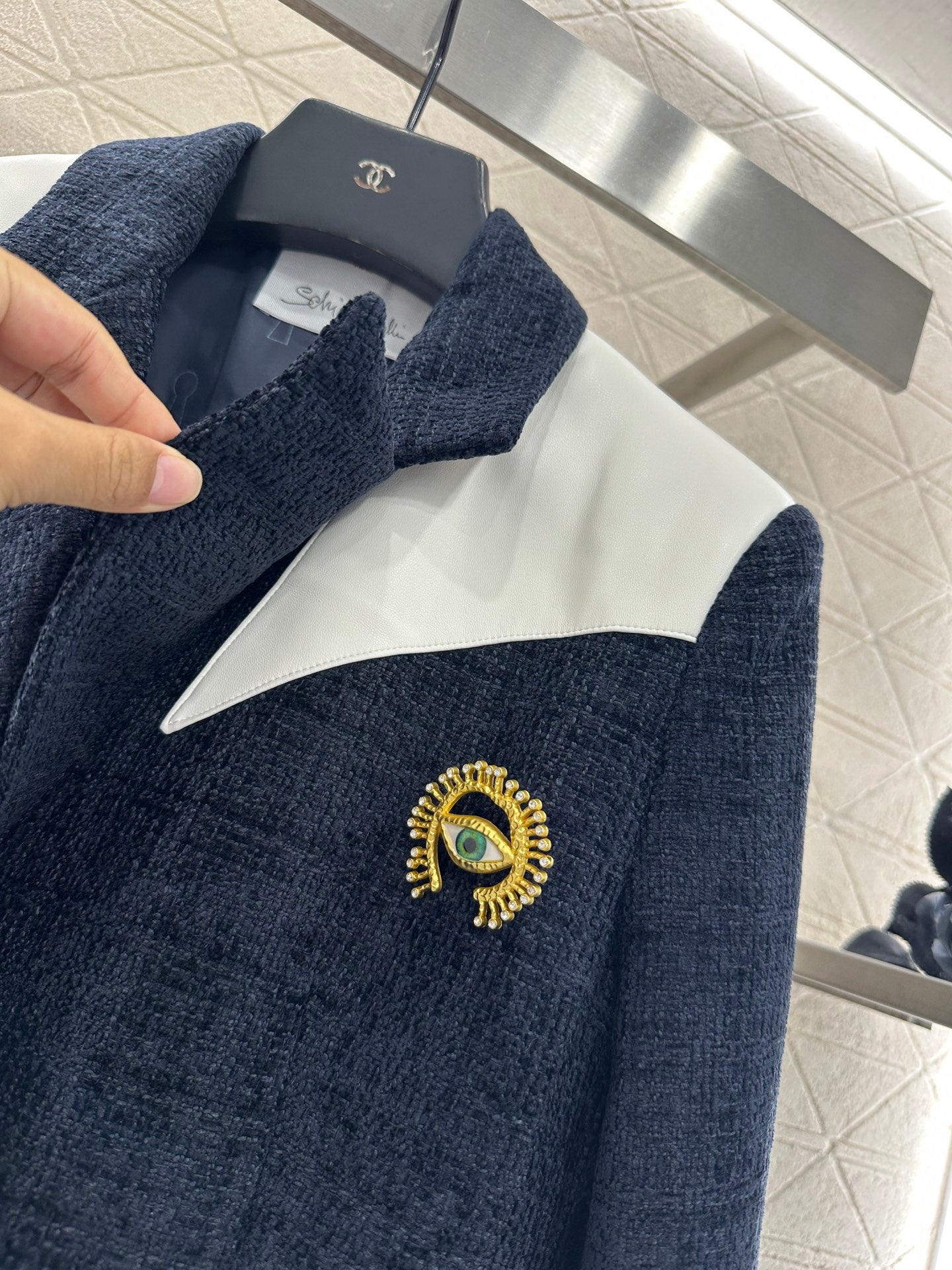 25fw new brooch contrast color suit jacket