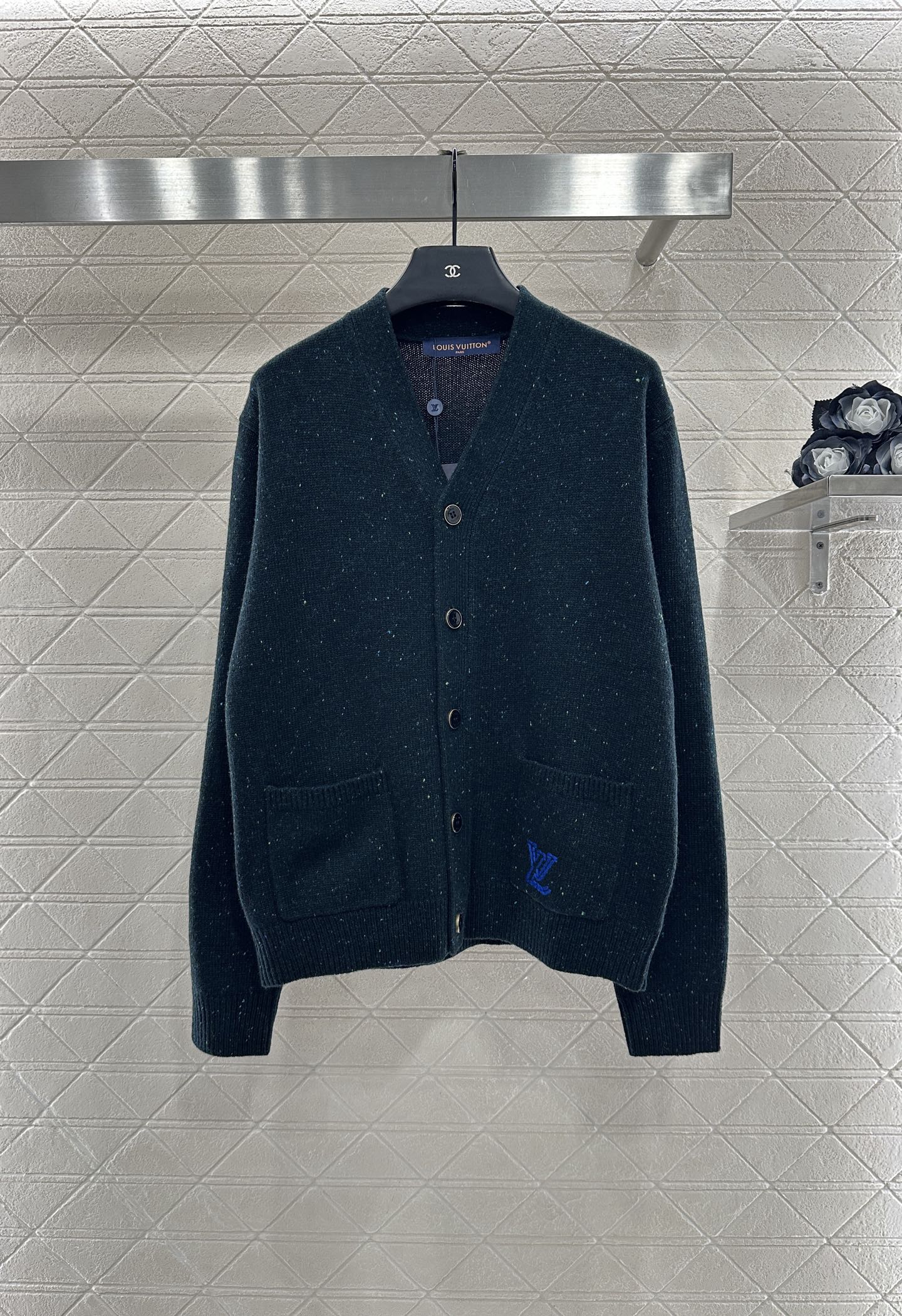 25fw new color dot letter pocket knitted cardigan