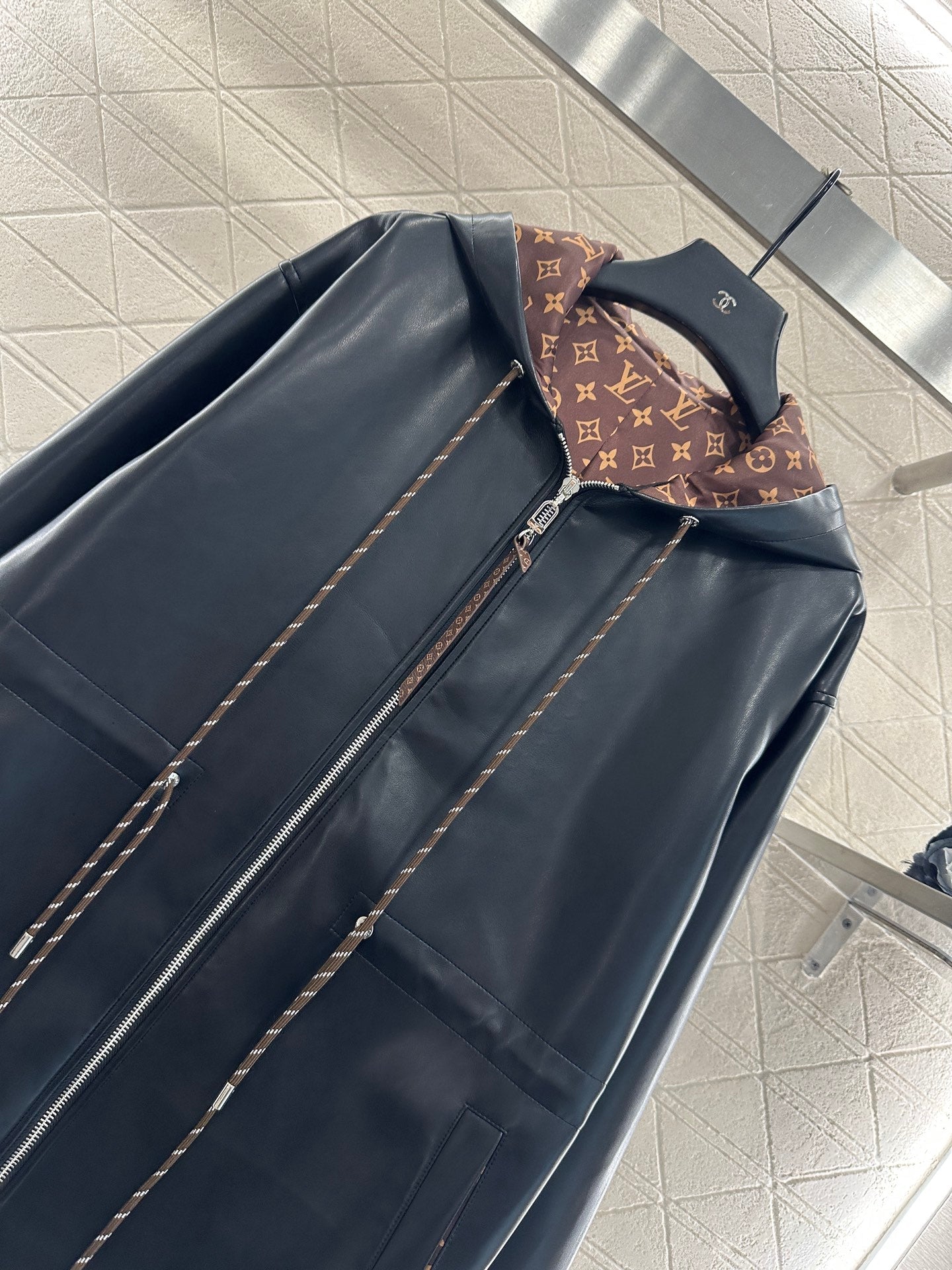 25fw new washed leather hooded mid-length coat