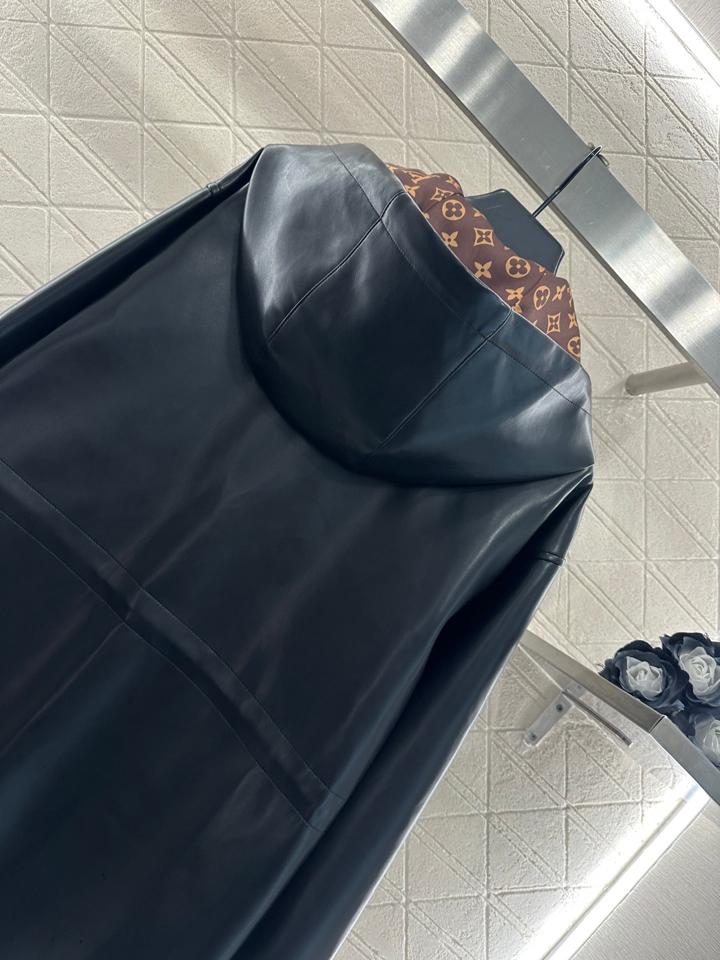 25fw new washed leather hooded mid-length coat