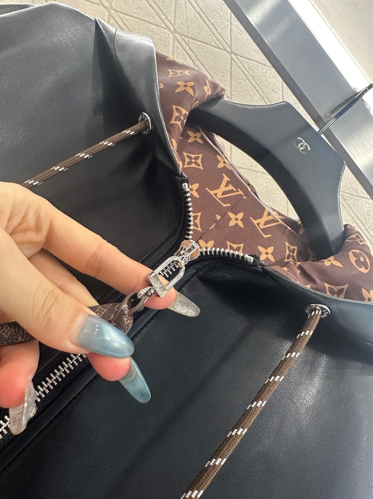 25fw new washed leather hooded mid-length coat