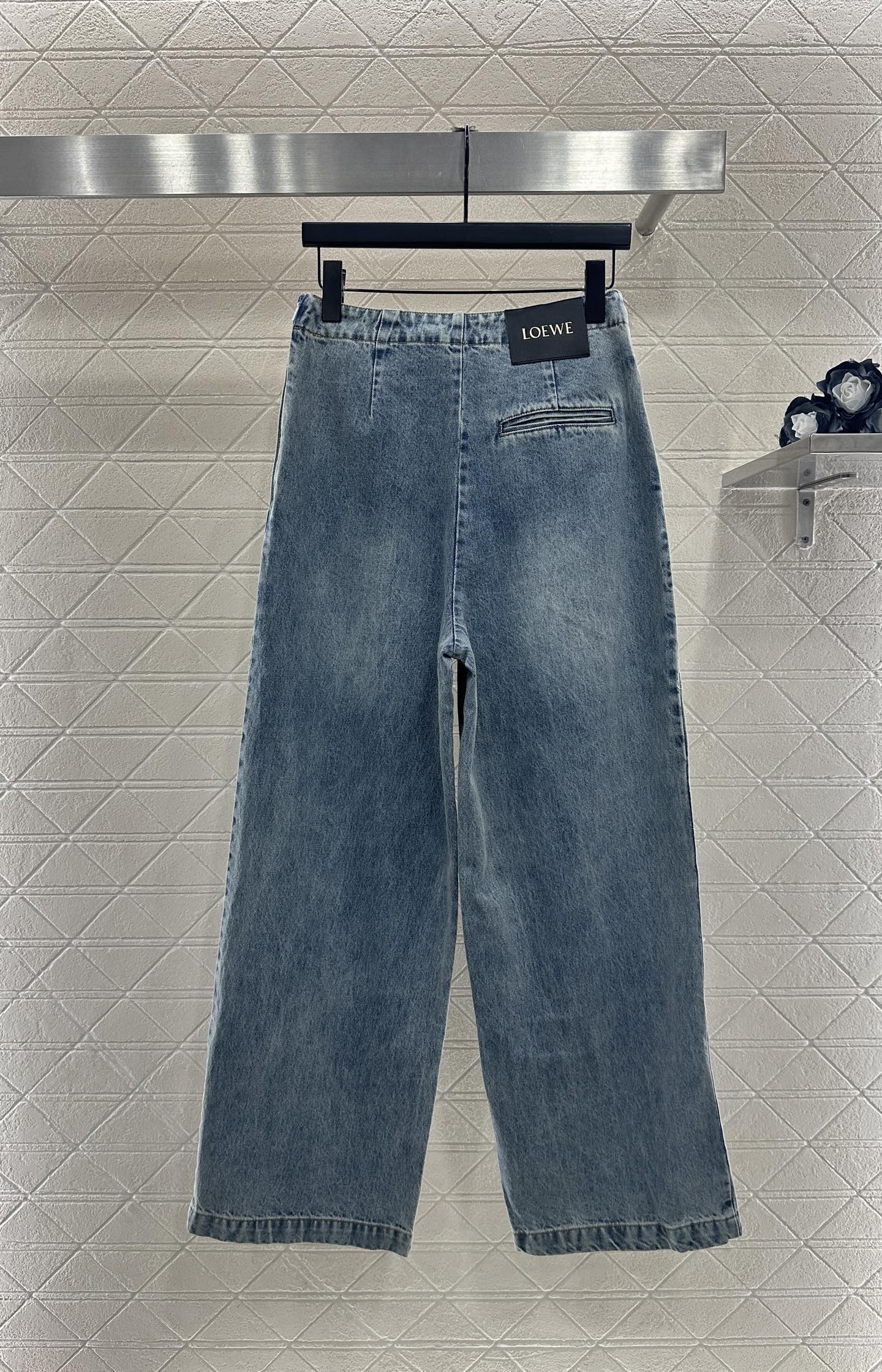 25fw new white pleated denim trousers