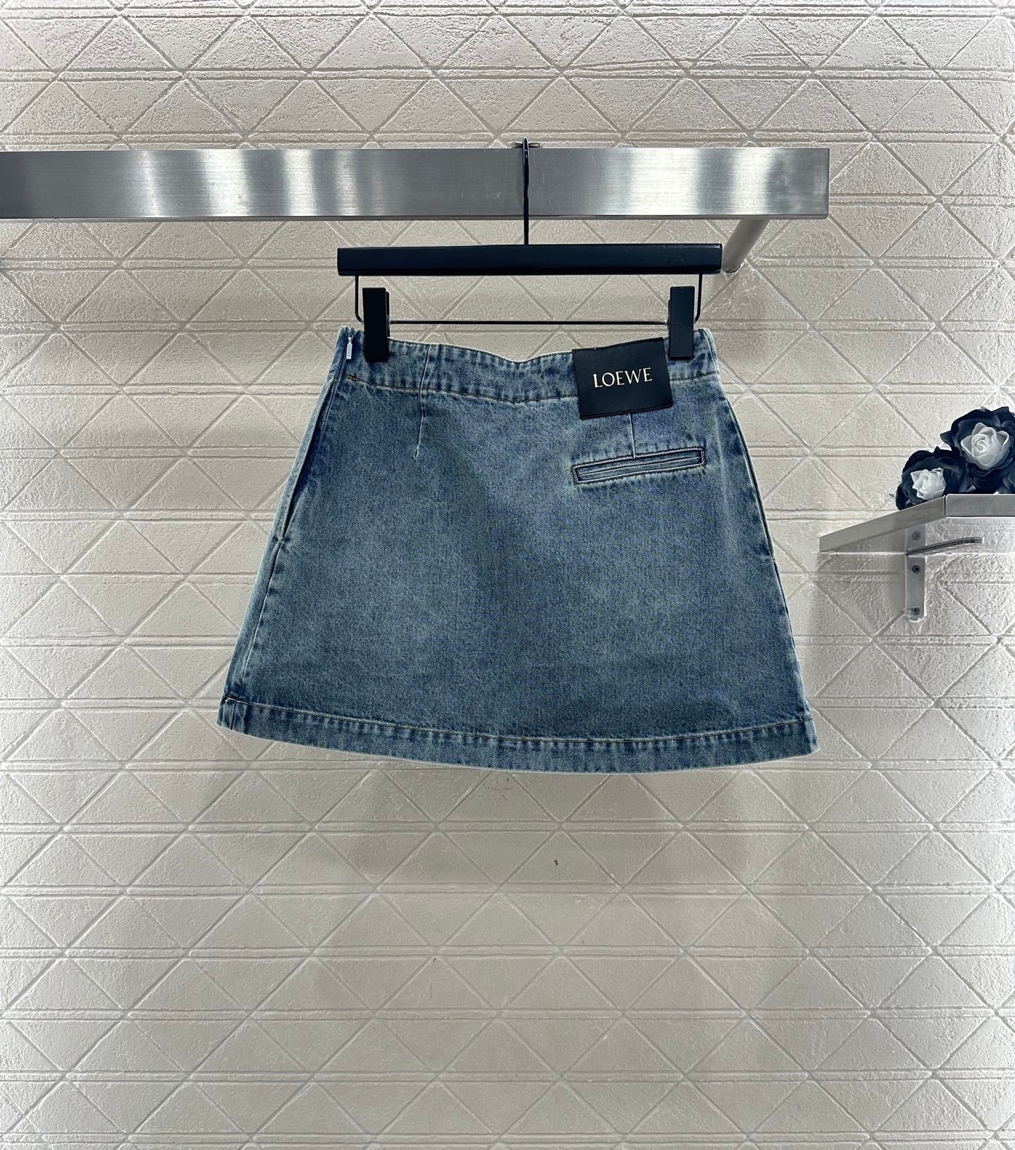 25fw new white pleated denim skirt