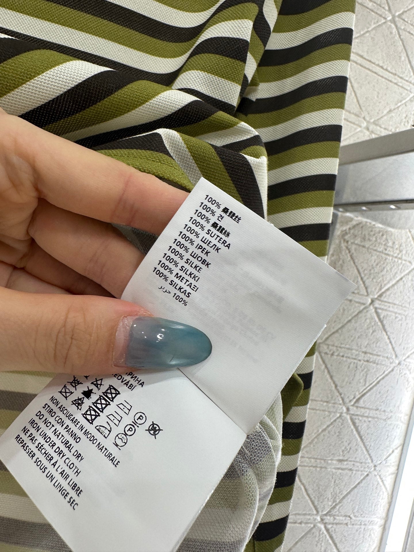 25fw new short one-shoulder top and skirt suit