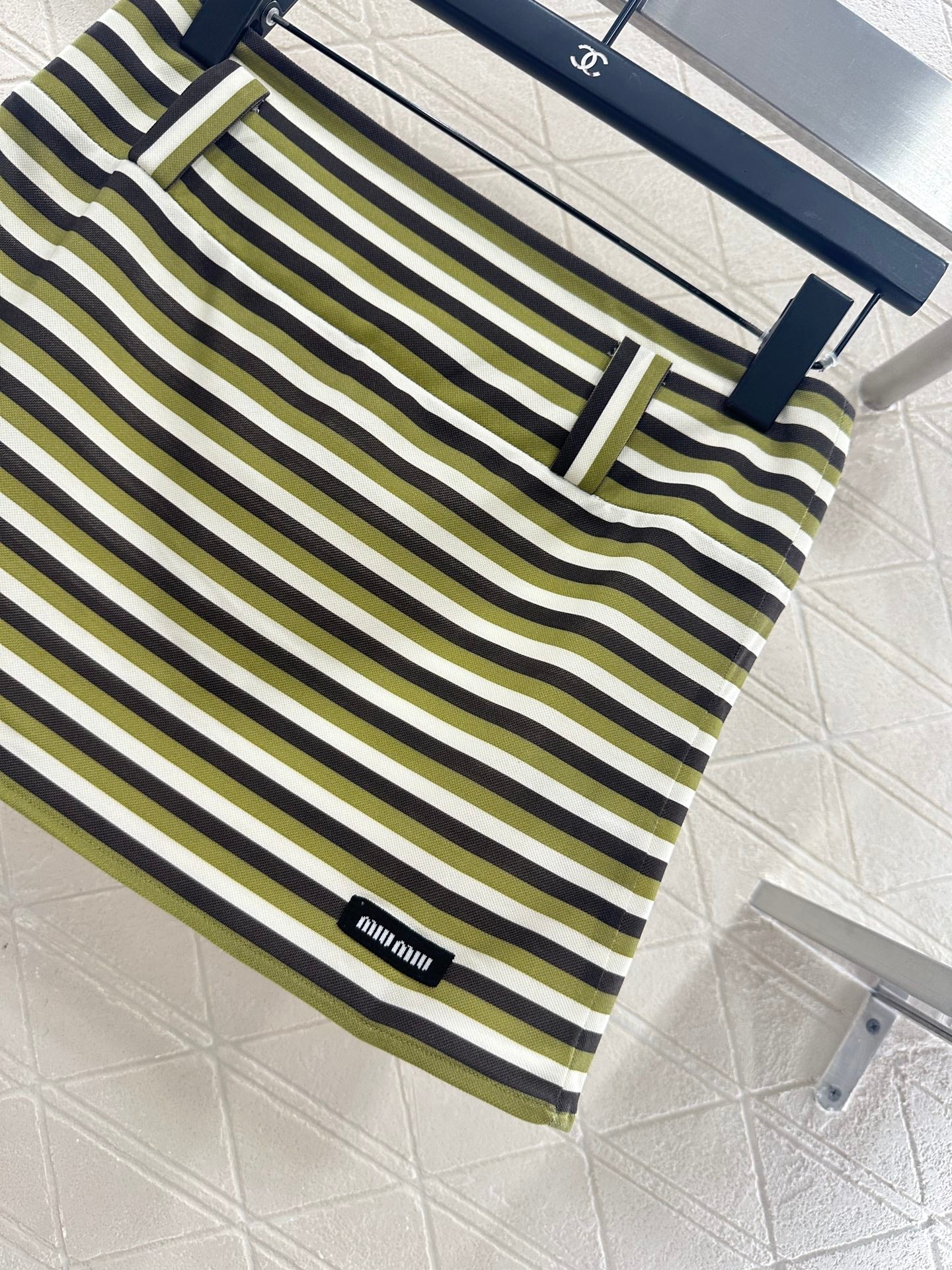 25fw new short one-shoulder top and skirt suit