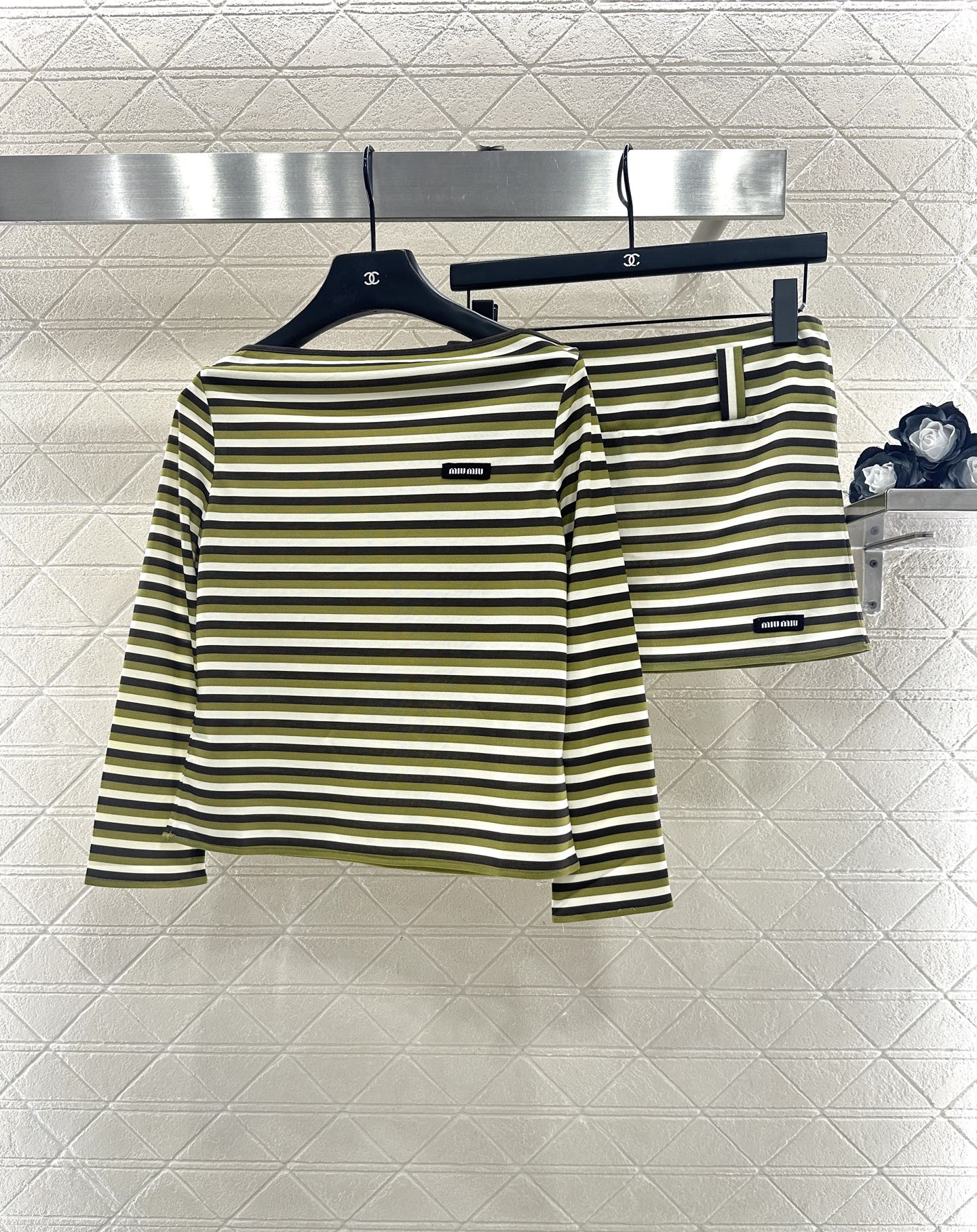 25fw new short one-shoulder top and skirt suit