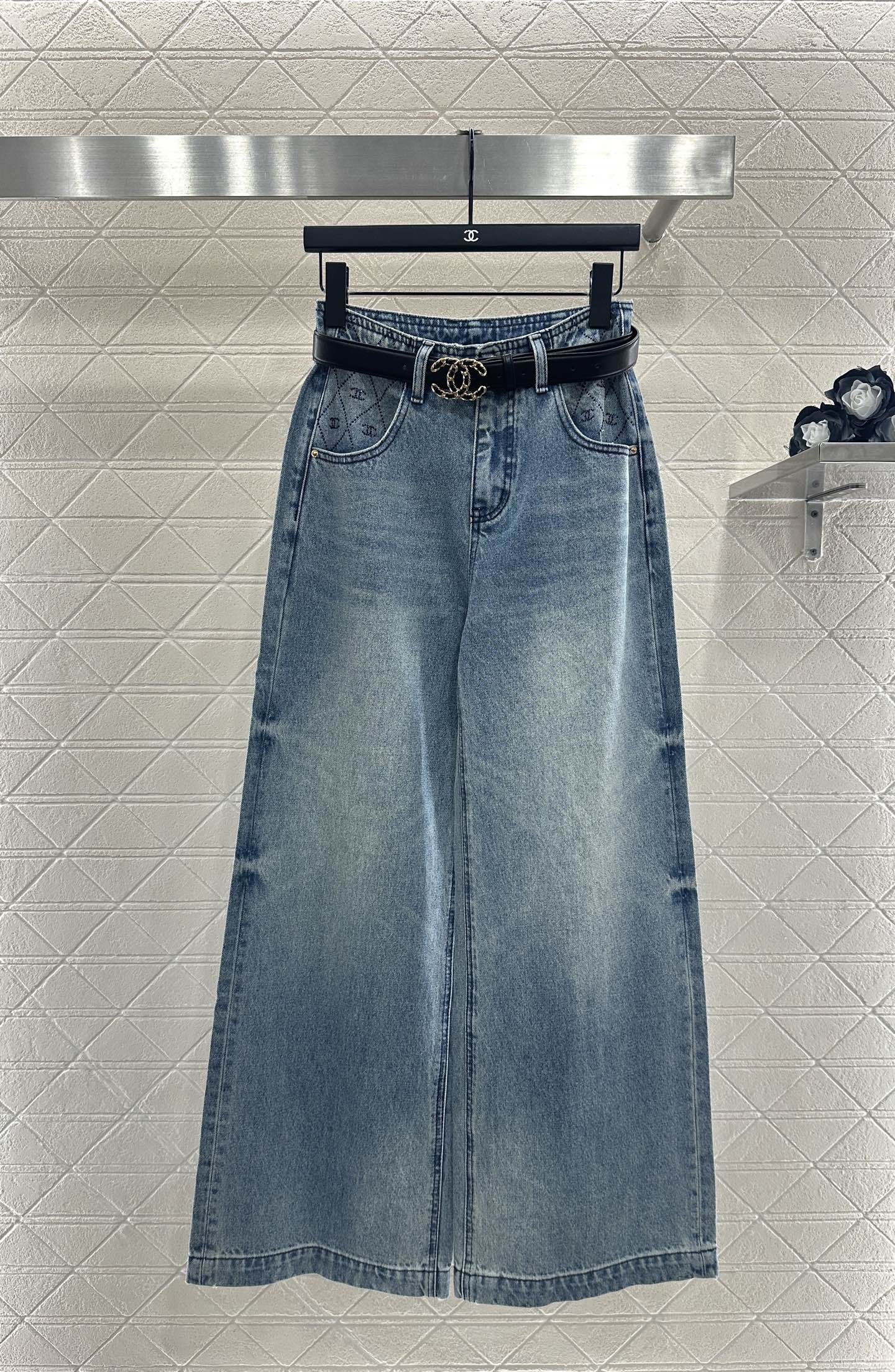 25fw new belt bleached pleated denim trousers