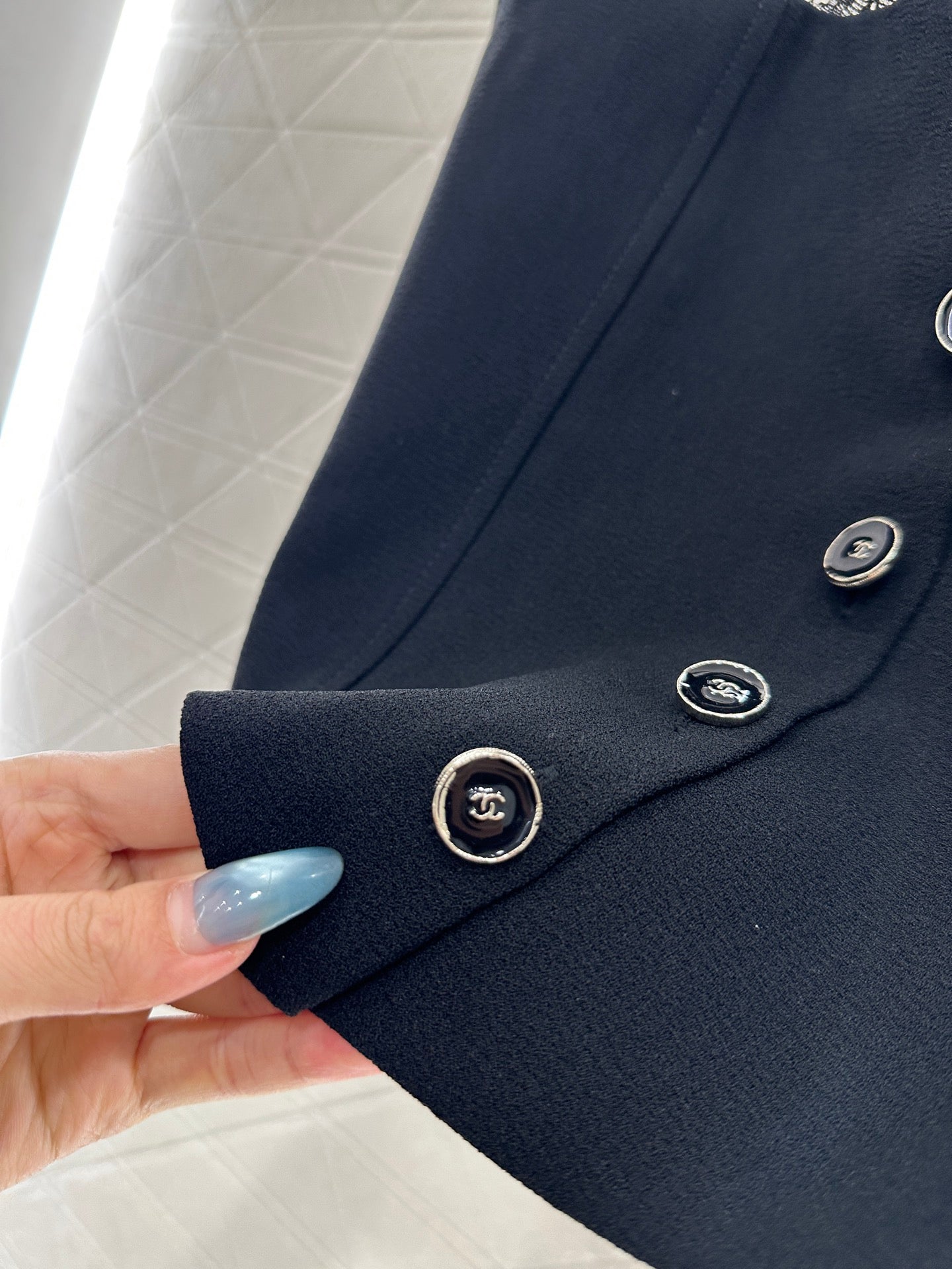 Lace splicing deep V camisole