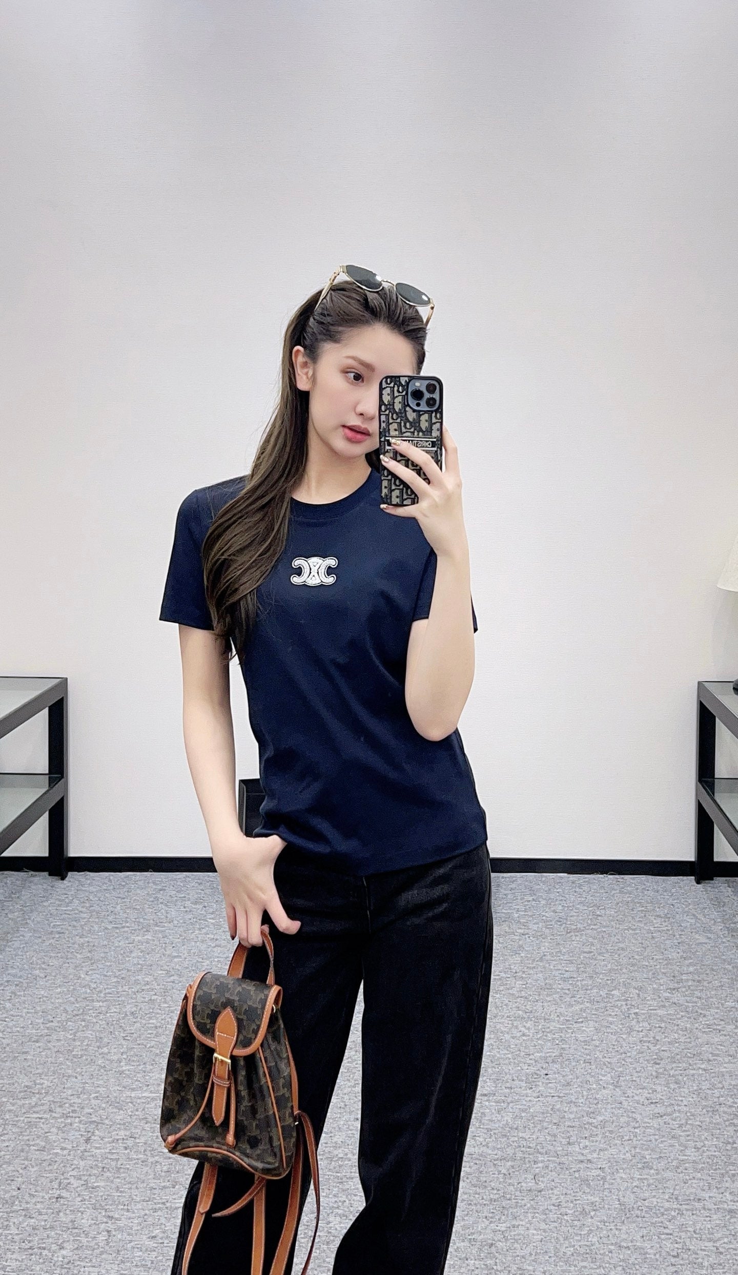 Round neck beaded lettering cotton short sleeves