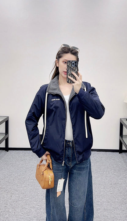 Reversible bomber jacket