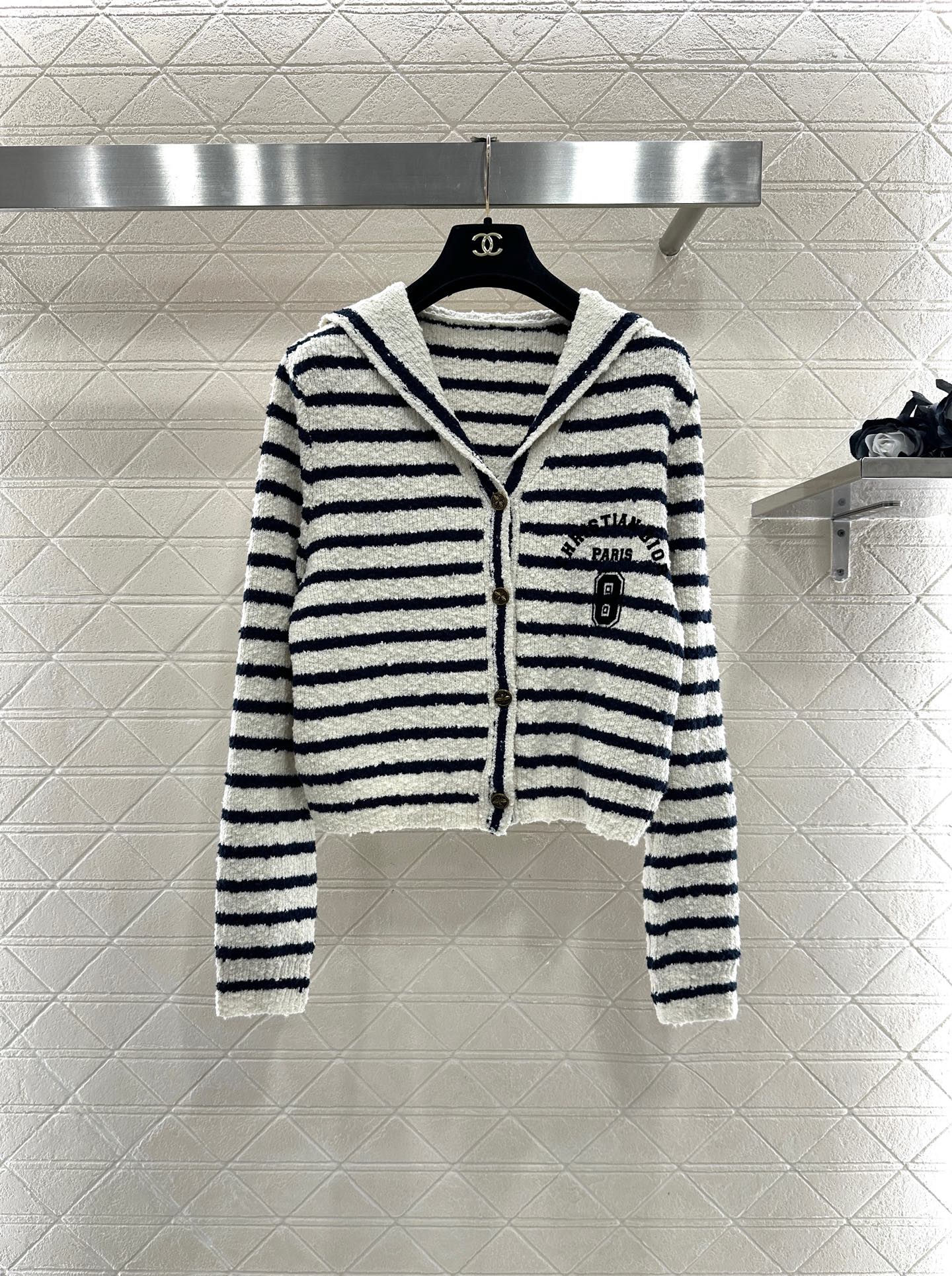 Shawl lapel knitted striped cardigan