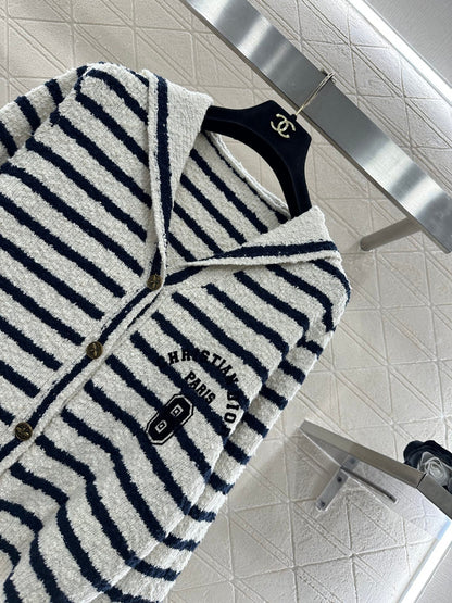 Shawl lapel knitted striped cardigan