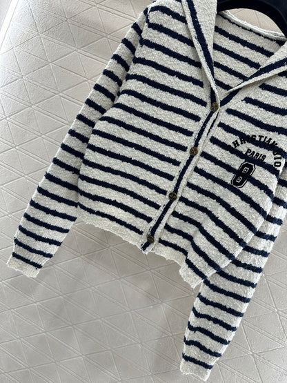 Shawl lapel knitted striped cardigan