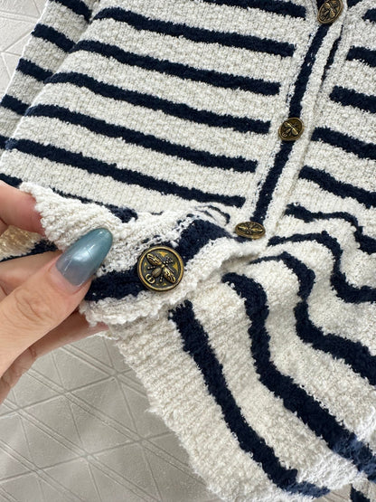 Shawl lapel knitted striped cardigan