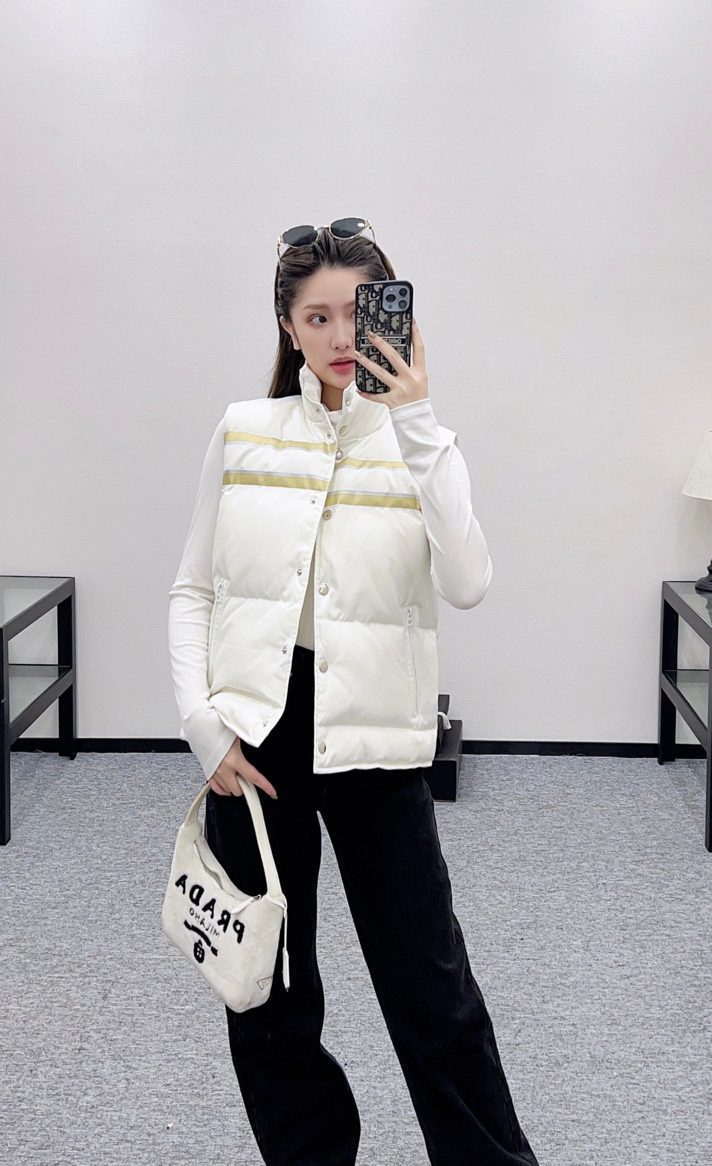 Stand-up collar five-pointed star down vest