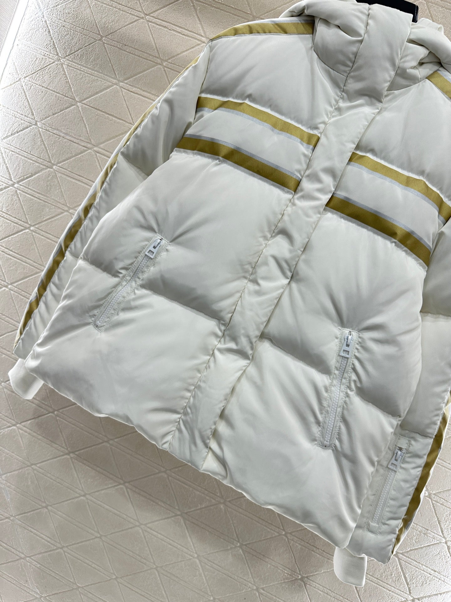 Stand collar five-pointed star down jacket