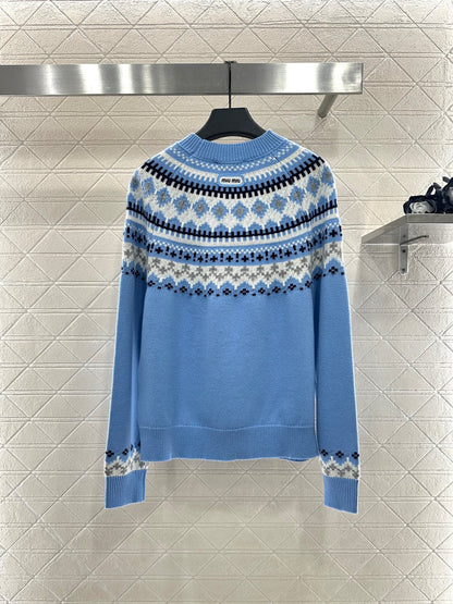 Hook flower round neck wool sweater