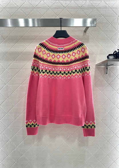 Hook flower round neck wool sweater