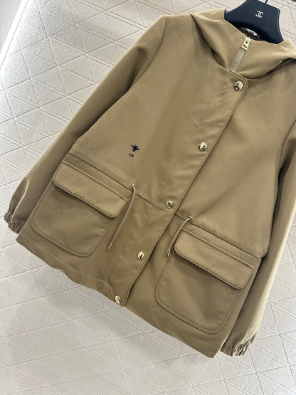 Hooded drawstring windbreaker jacket