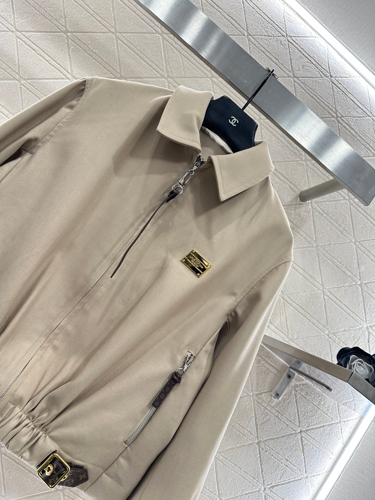 Zipper leather buckle jacket, jacket, pants set