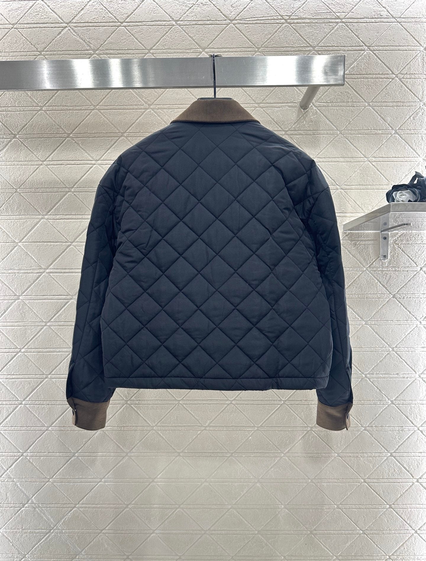 Corduroy collar diamond patterned cotton jacket