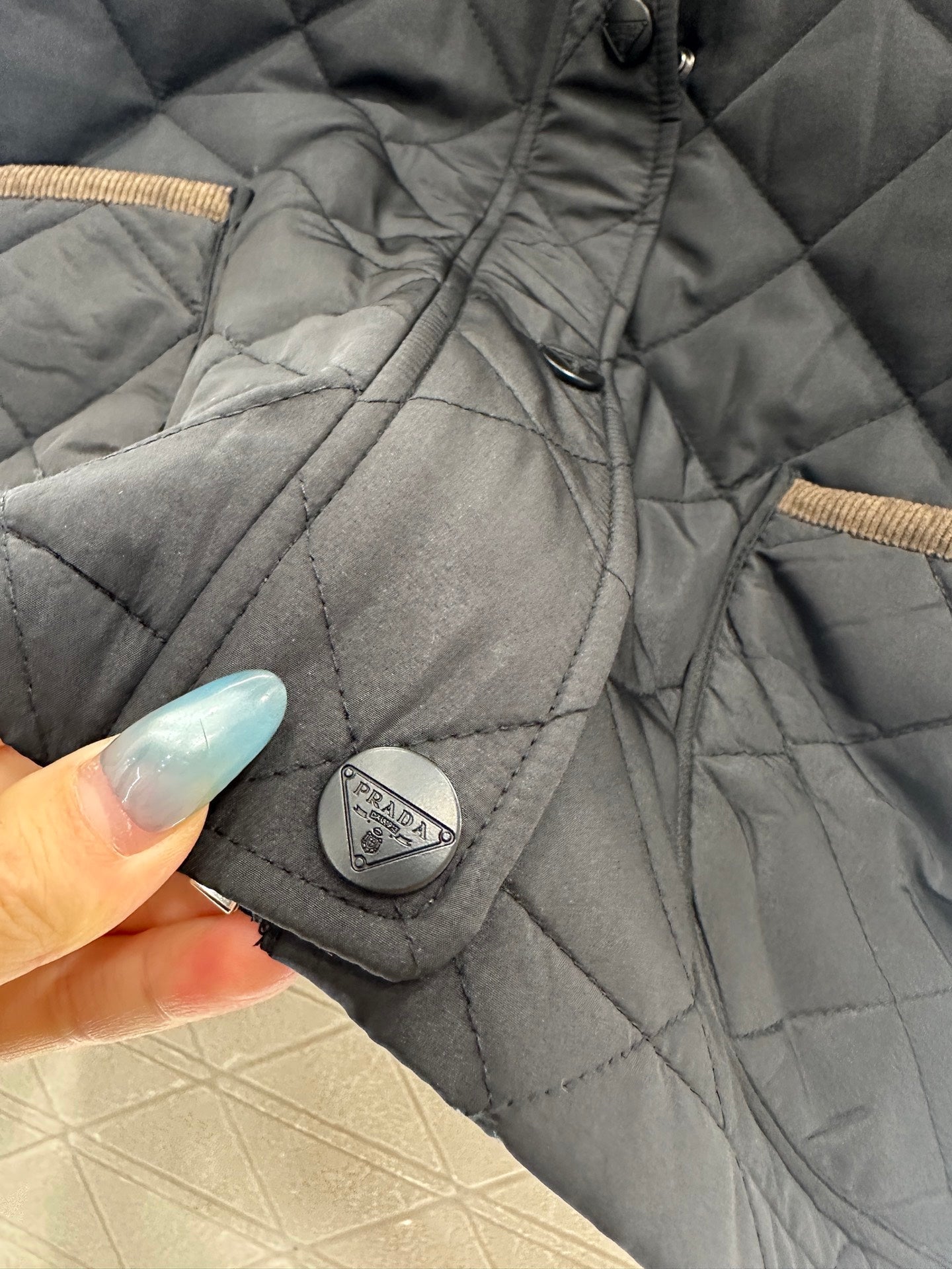 Corduroy collar diamond patterned cotton jacket