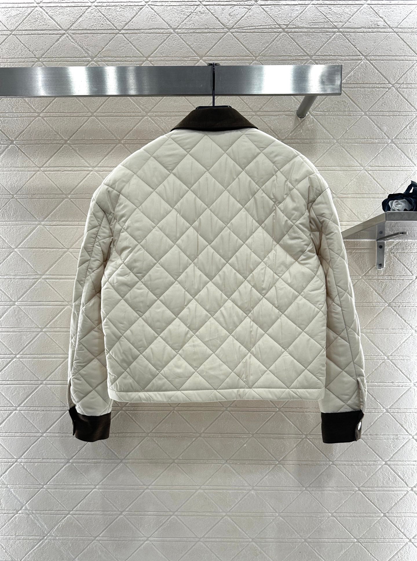 Corduroy collar diamond patterned cotton jacket