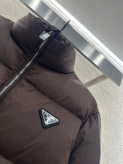 Rectangular embossed stand up collar down jacket