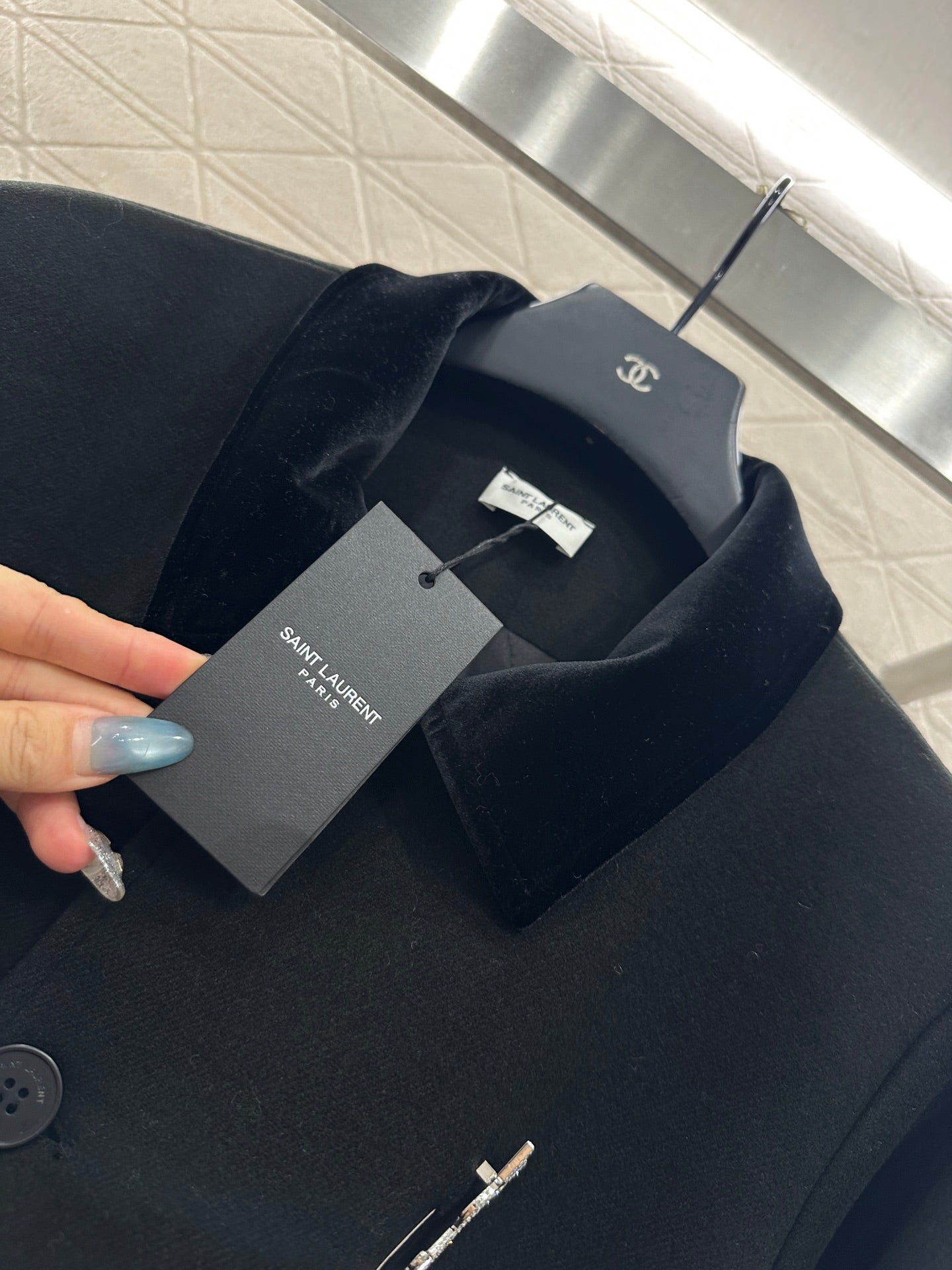 Collar waistband mid length jacket